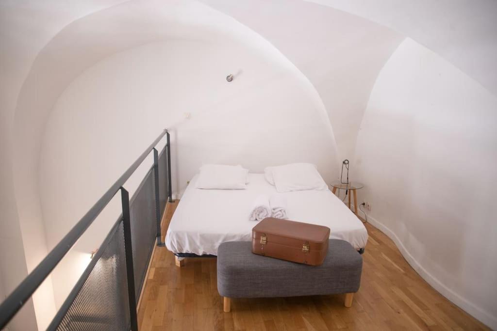 L'Authentique, Duplex, Centre Historique, Wifi Apartment Montpellier Luaran gambar